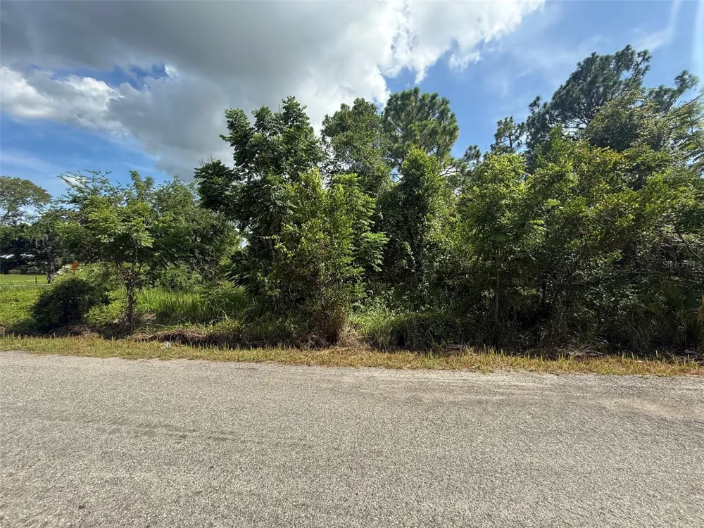 STAR ROAD Brooksville, FL 34613