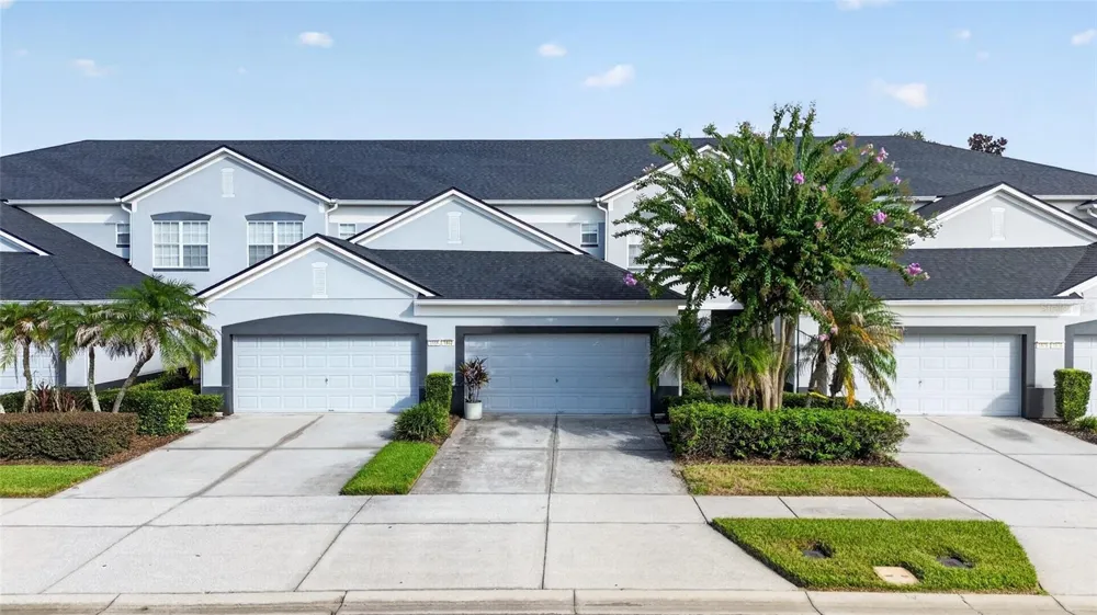 1682 SHALLCROSS AVENUE Orlando, FL 32828