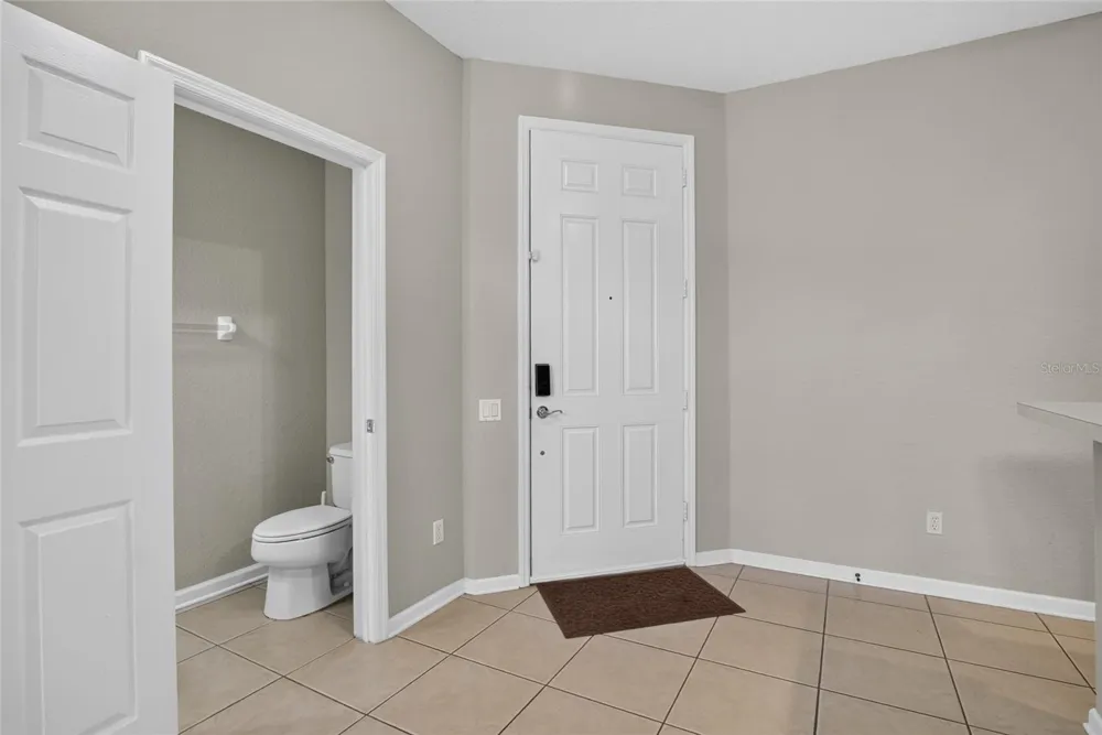 1682 SHALLCROSS AVENUE Orlando, FL 32828