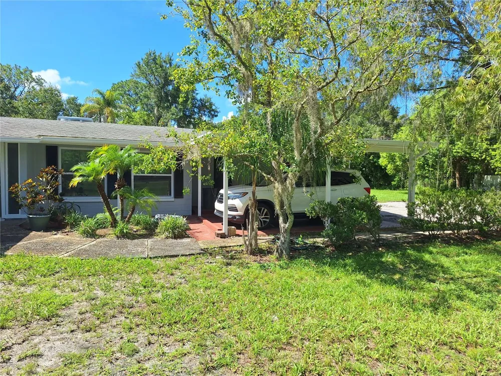 7606 VAN DYKE ROAD Odessa, FL 33556