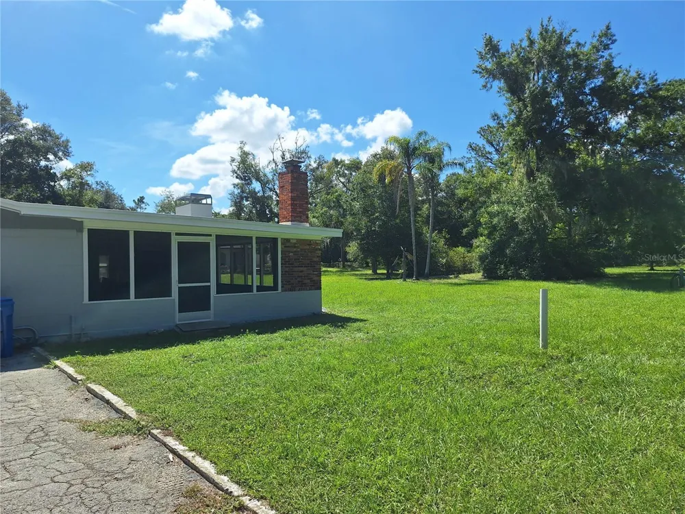 7606 VAN DYKE ROAD Odessa, FL 33556