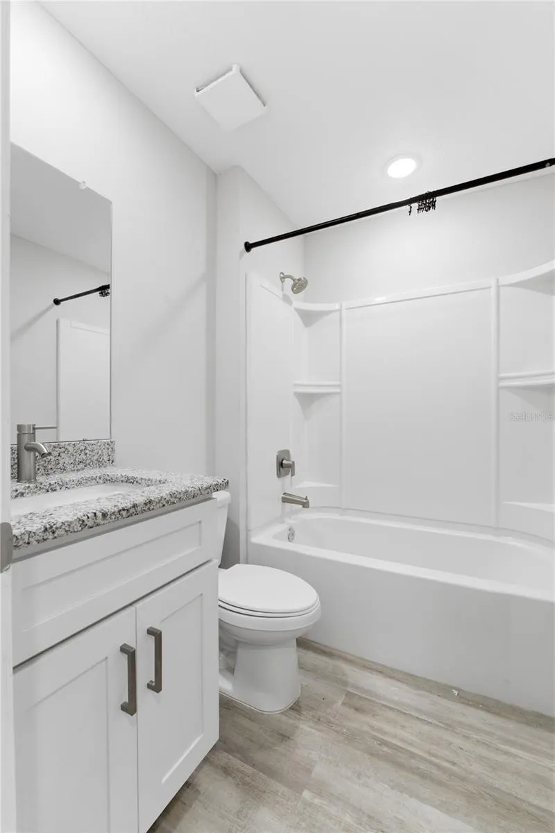 302 AVENUE P NW Winter Haven, FL 33881
