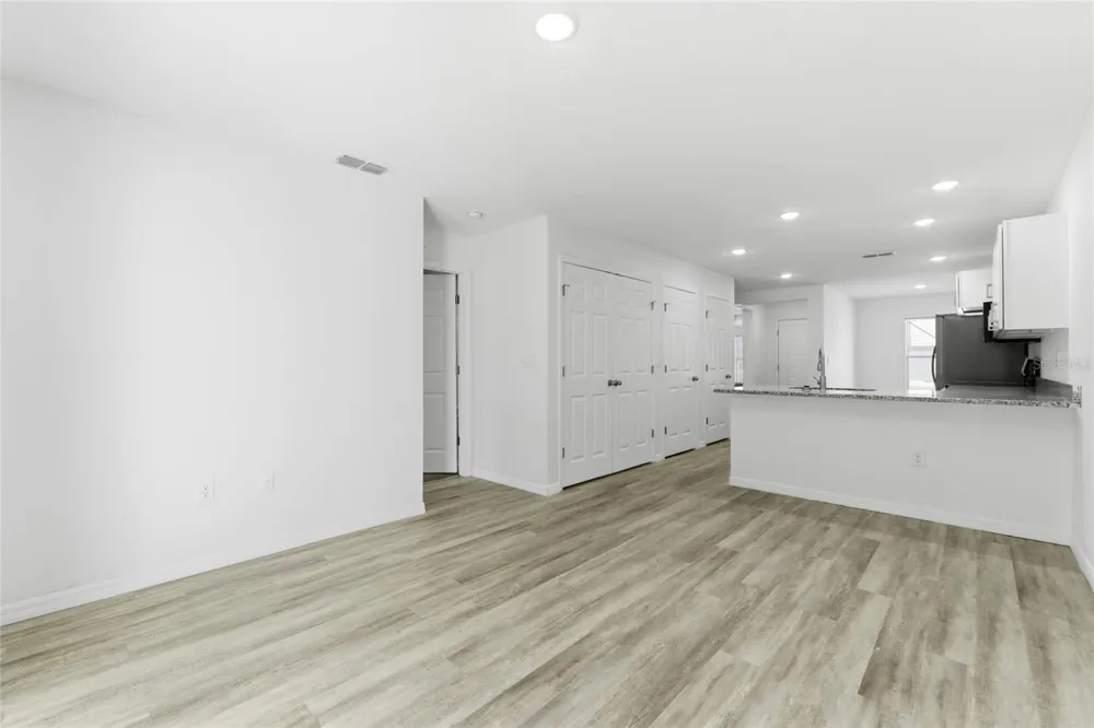 302 AVENUE P NW Winter Haven, FL 33881