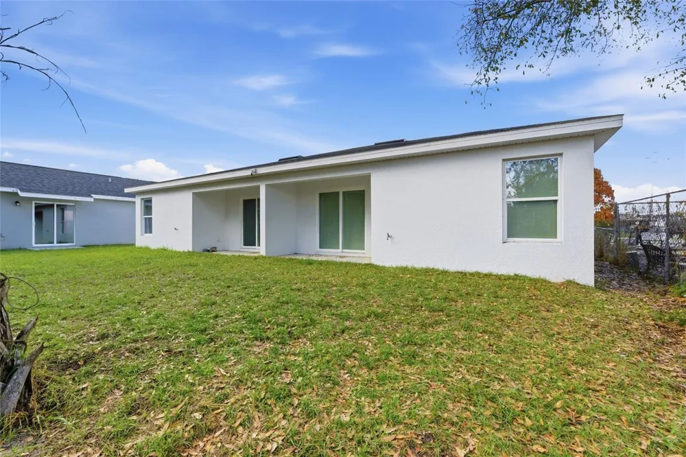 302 AVENUE P NW Winter Haven, FL 33881