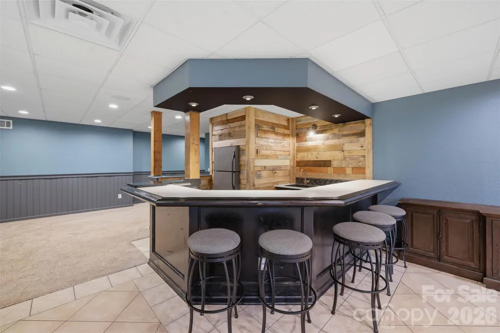 1064 Baker Barn Road Hickory, NC 28602