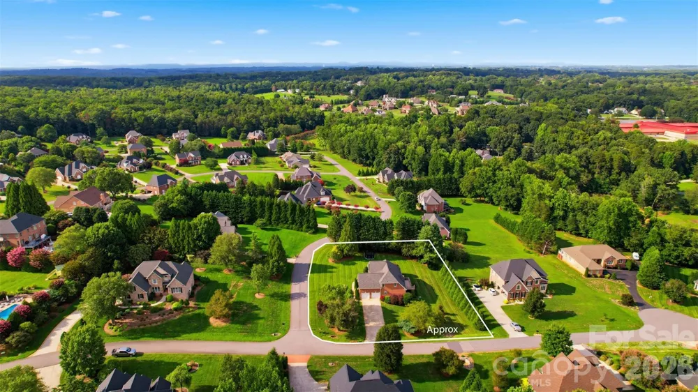 1064 Baker Barn Road Hickory, NC 28602