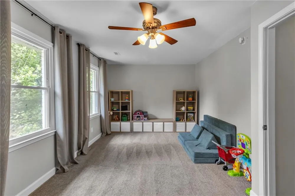 135 London Berry Court Tyrone, GA 30290