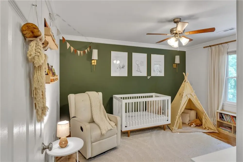 135 London Berry Court Tyrone, GA 30290