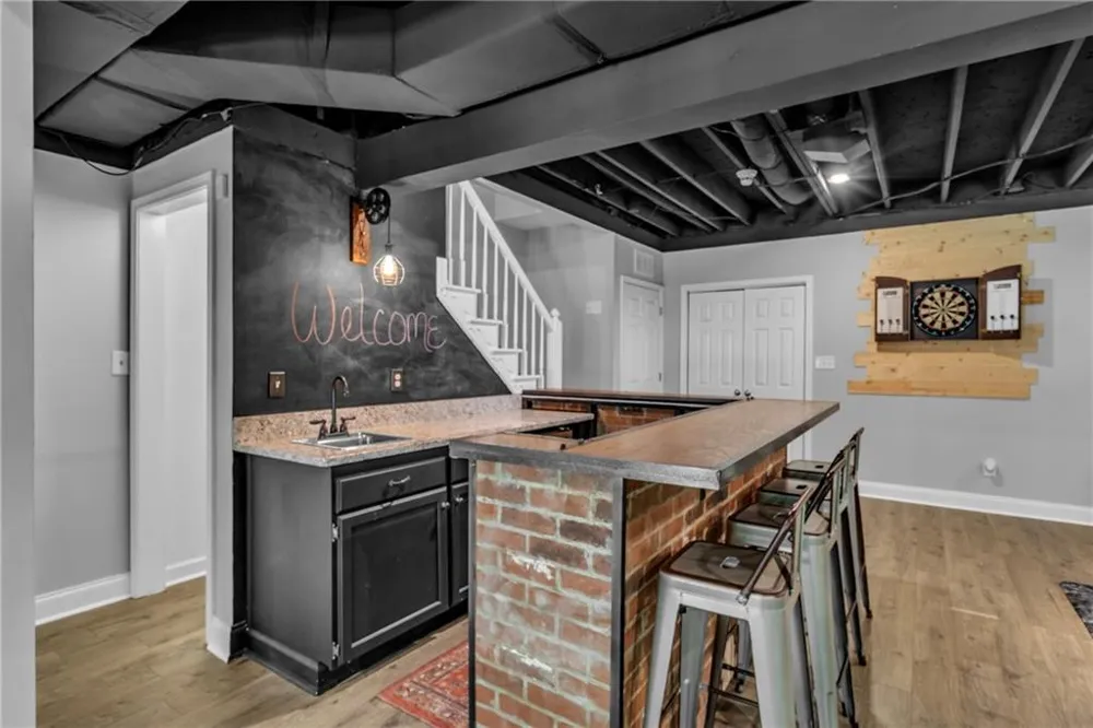 135 London Berry Court Tyrone, GA 30290
