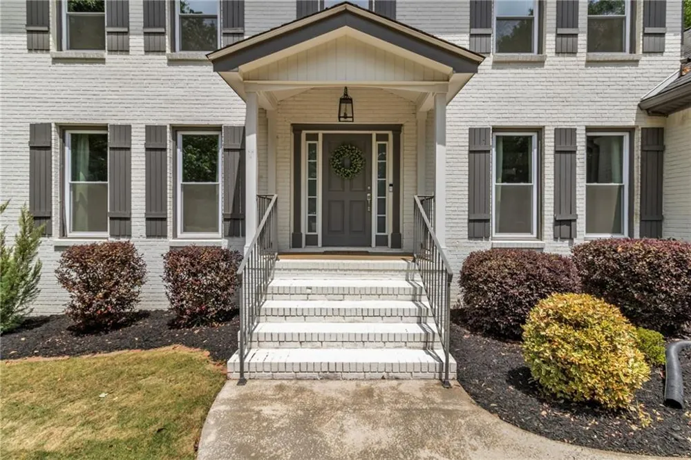 135 London Berry Court Tyrone, GA 30290