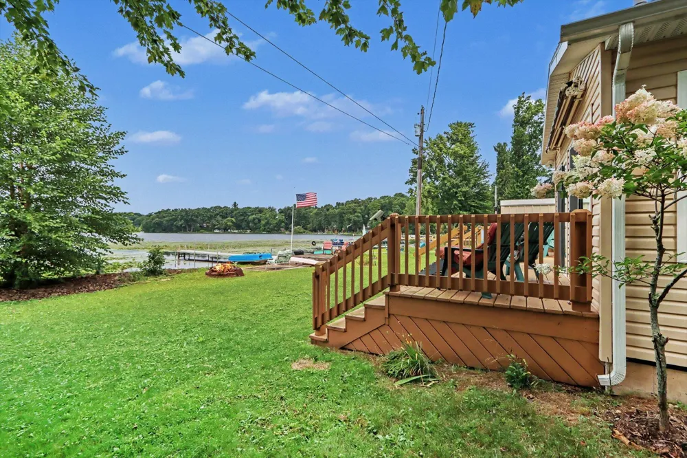 51156 Maple Road Marcellus, MI 49067
