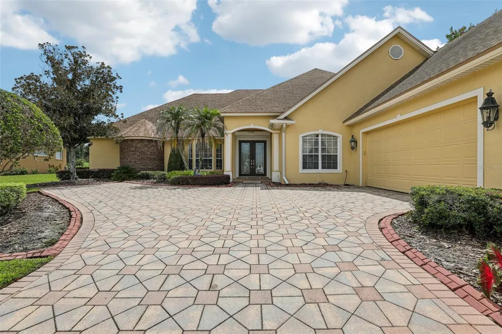 7360 REFLECTIONS LAKE DRIVE Lakeland, FL 33813
