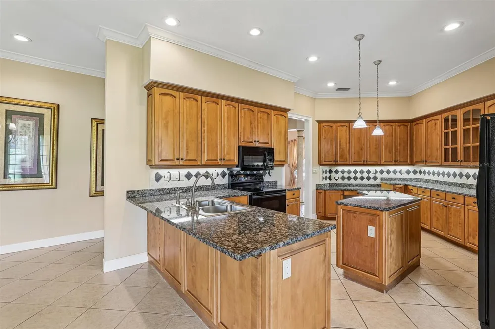7360 REFLECTIONS LAKE DRIVE Lakeland, FL 33813