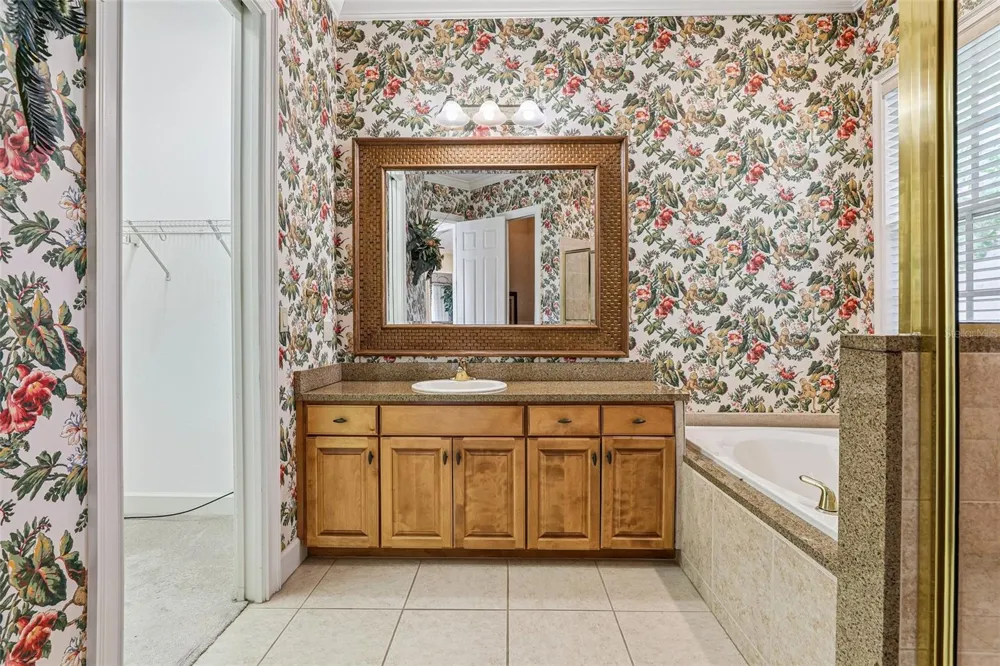 7360 REFLECTIONS LAKE DRIVE Lakeland, FL 33813