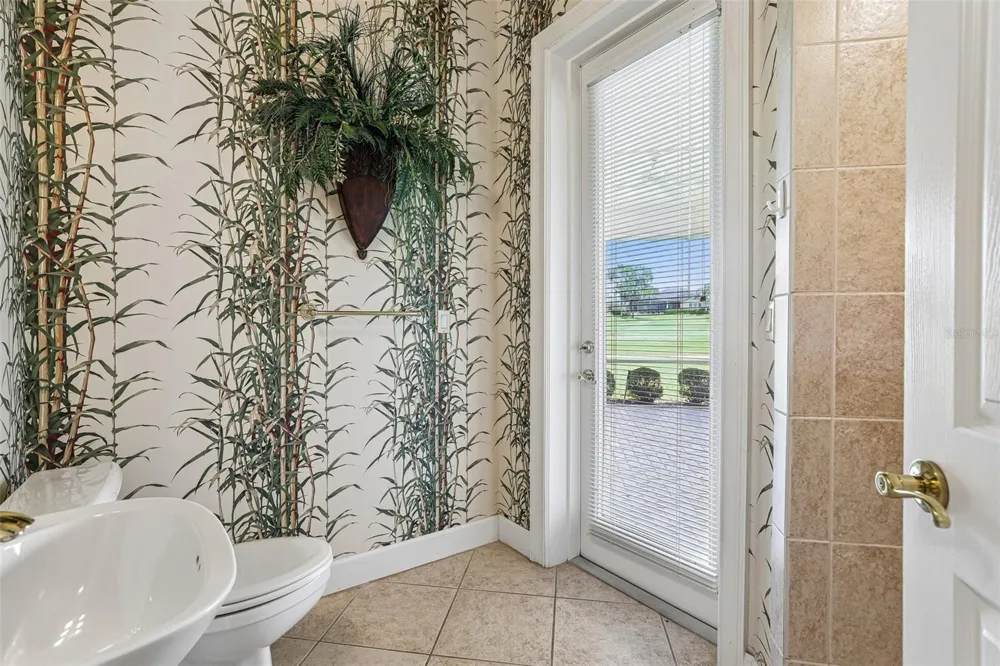 7360 REFLECTIONS LAKE DRIVE Lakeland, FL 33813