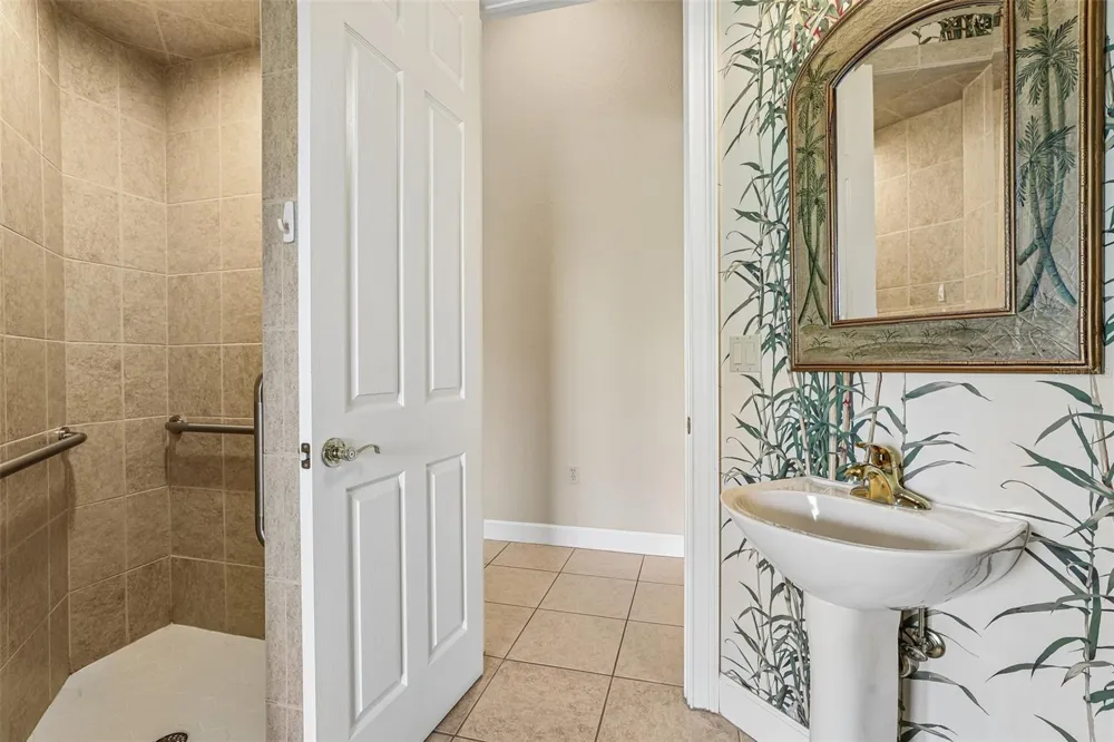 7360 REFLECTIONS LAKE DRIVE Lakeland, FL 33813