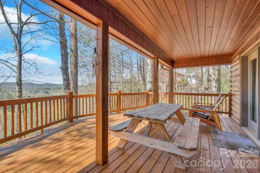672 Cedar Trail Fleetwood, NC 28626