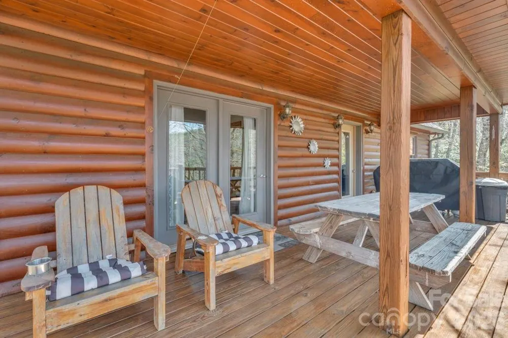 672 Cedar Trail Fleetwood, NC 28626