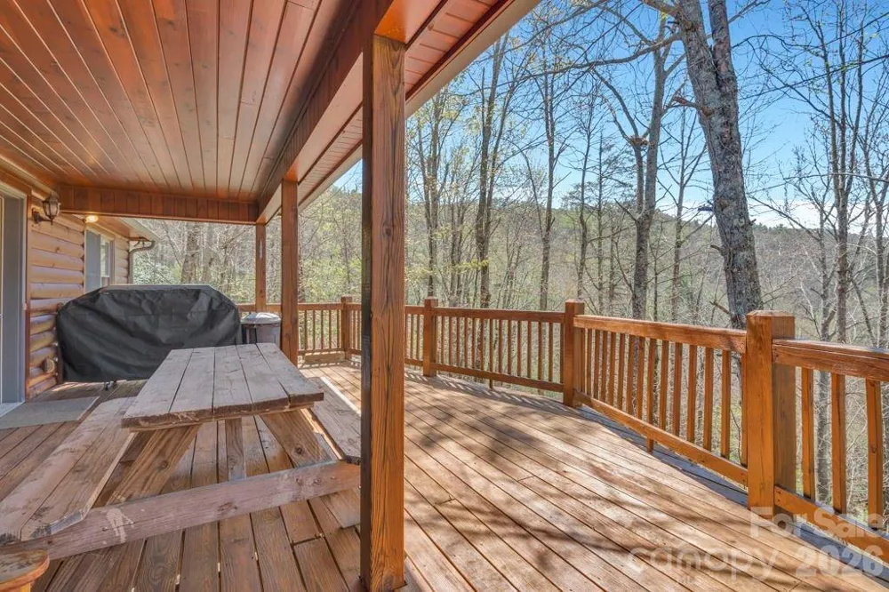 672 Cedar Trail Fleetwood, NC 28626