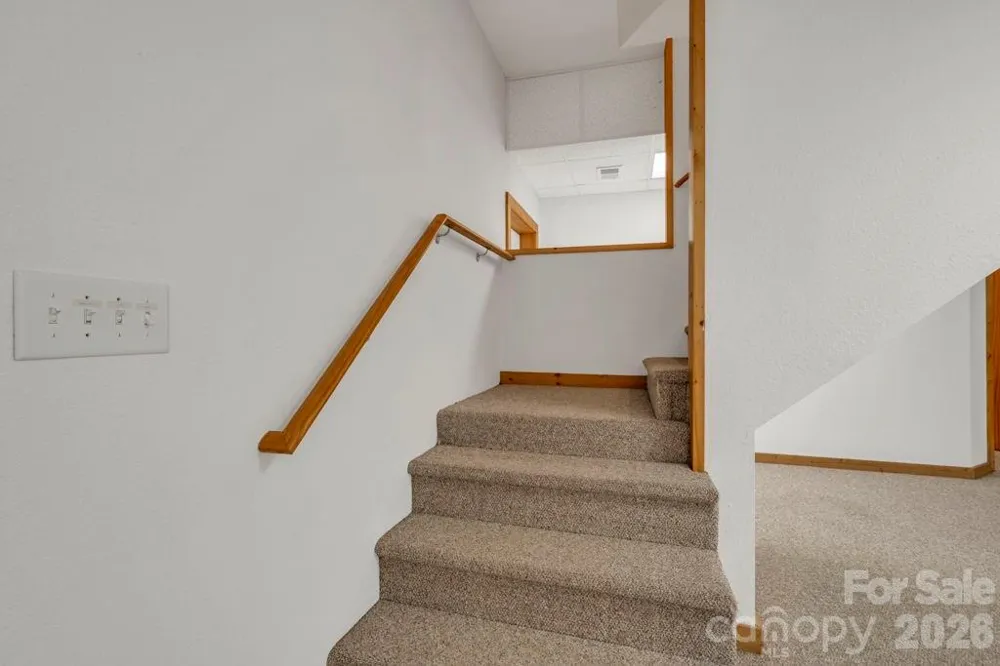 672 Cedar Trail Fleetwood, NC 28626