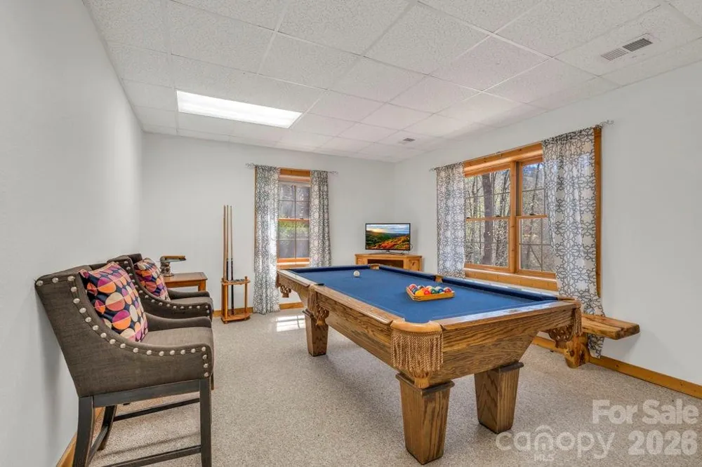 672 Cedar Trail Fleetwood, NC 28626