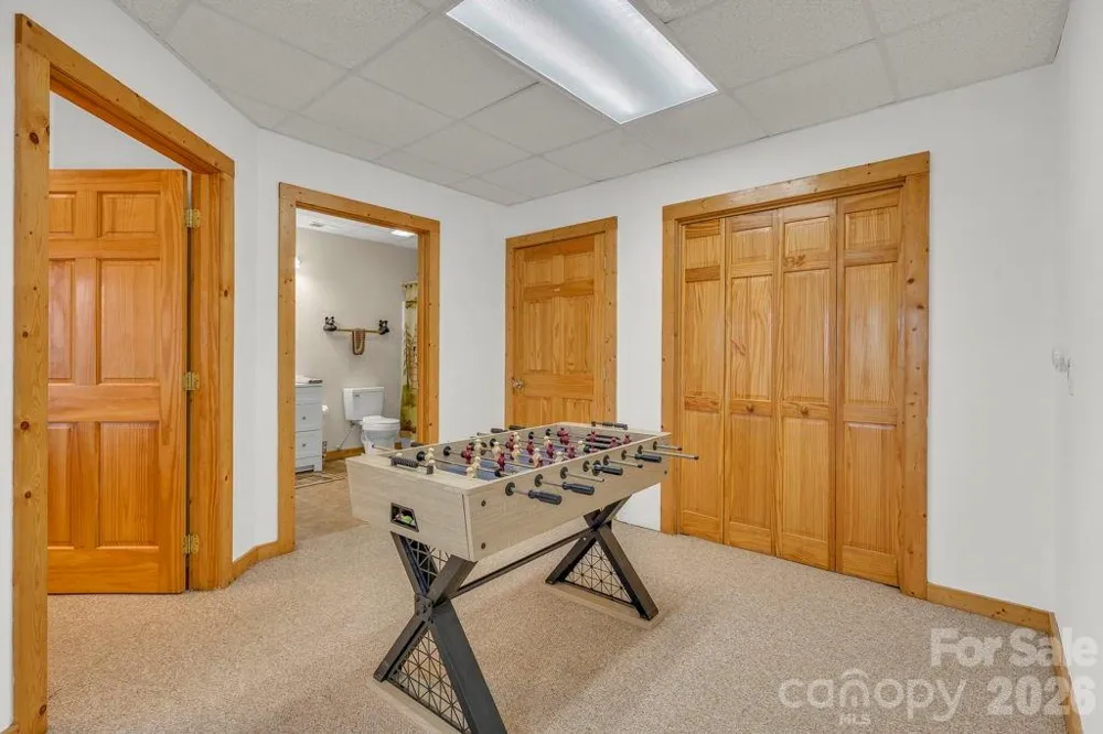 672 Cedar Trail Fleetwood, NC 28626