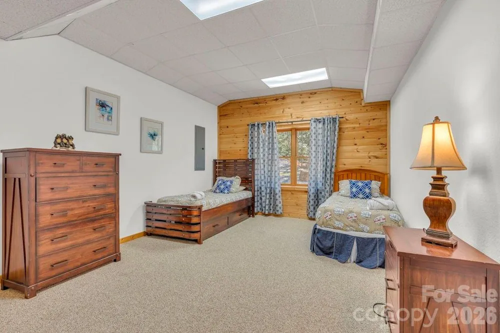 672 Cedar Trail Fleetwood, NC 28626