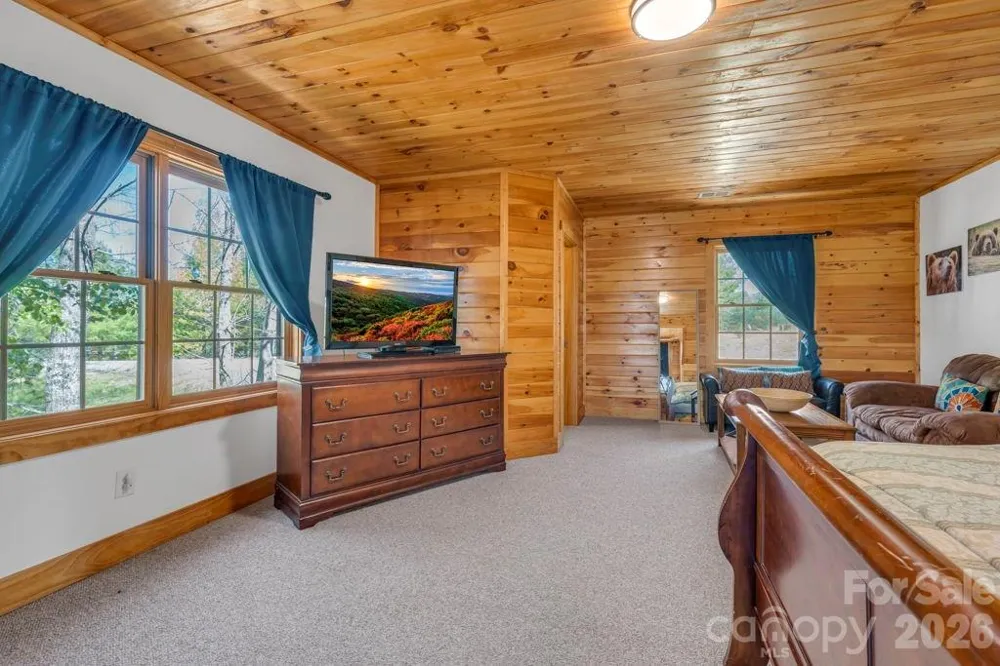 672 Cedar Trail Fleetwood, NC 28626