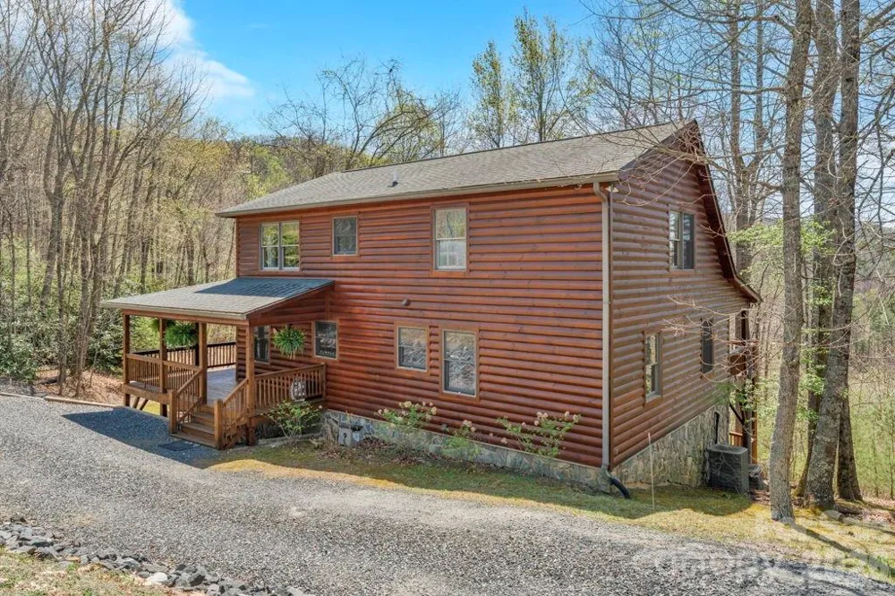 672 Cedar Trail Fleetwood, NC 28626