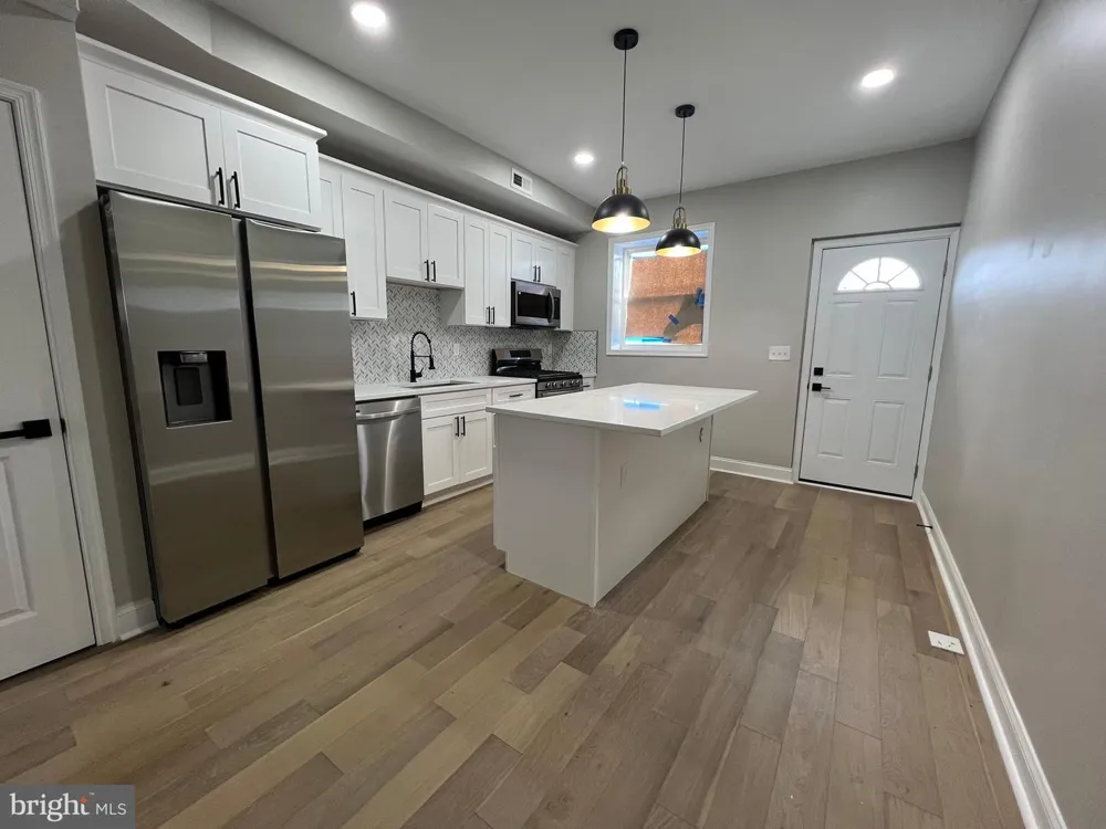 717 COLLINGTON AVENUE Baltimore, MD 21205