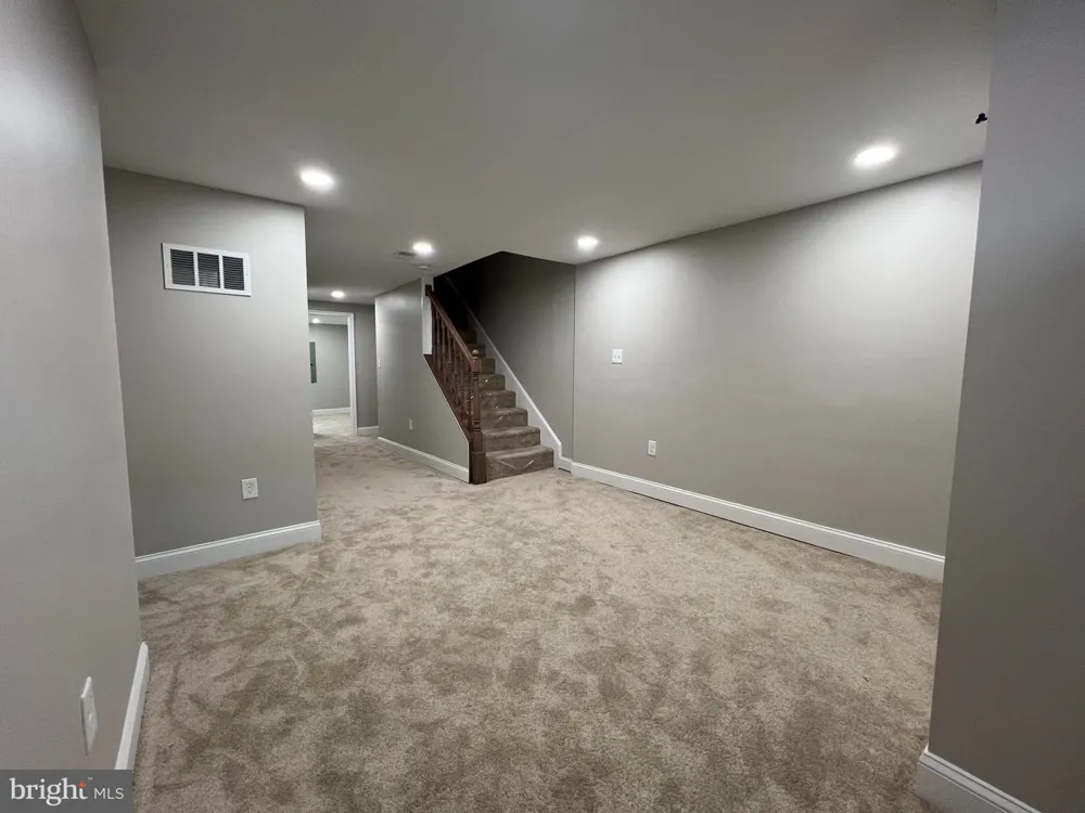 717 COLLINGTON AVENUE Baltimore, MD 21205