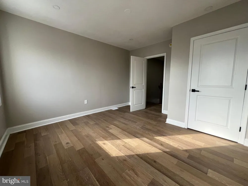 717 COLLINGTON AVENUE Baltimore, MD 21205
