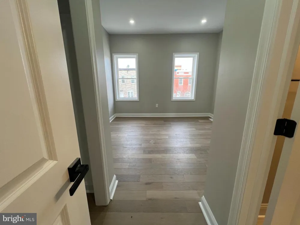 717 COLLINGTON AVENUE Baltimore, MD 21205