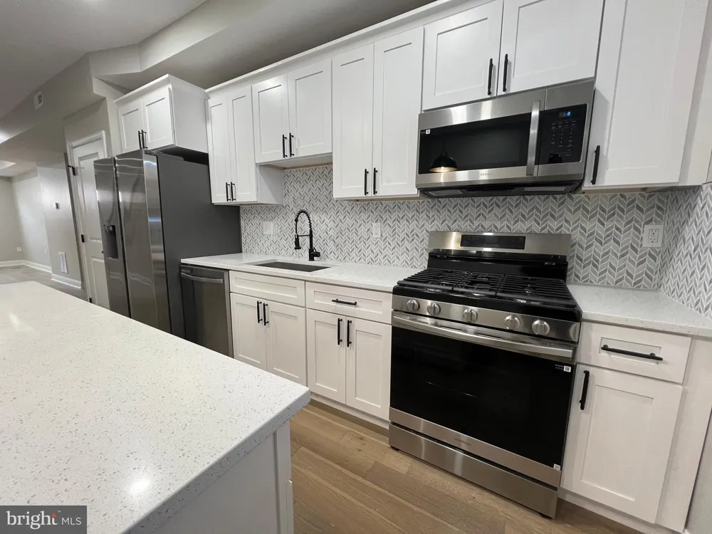 717 COLLINGTON AVENUE Baltimore, MD 21205