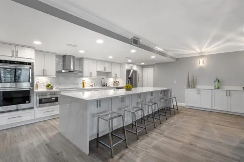777 NE Bayshore Drive #705