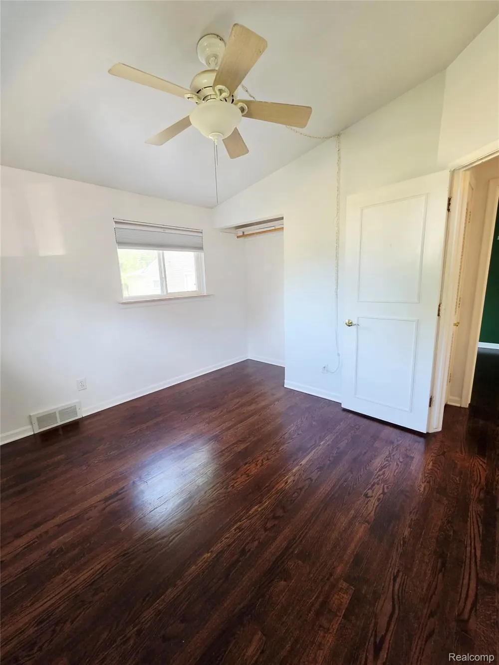 7426 Charlesworth Street Dearborn Heights City, MI 48127