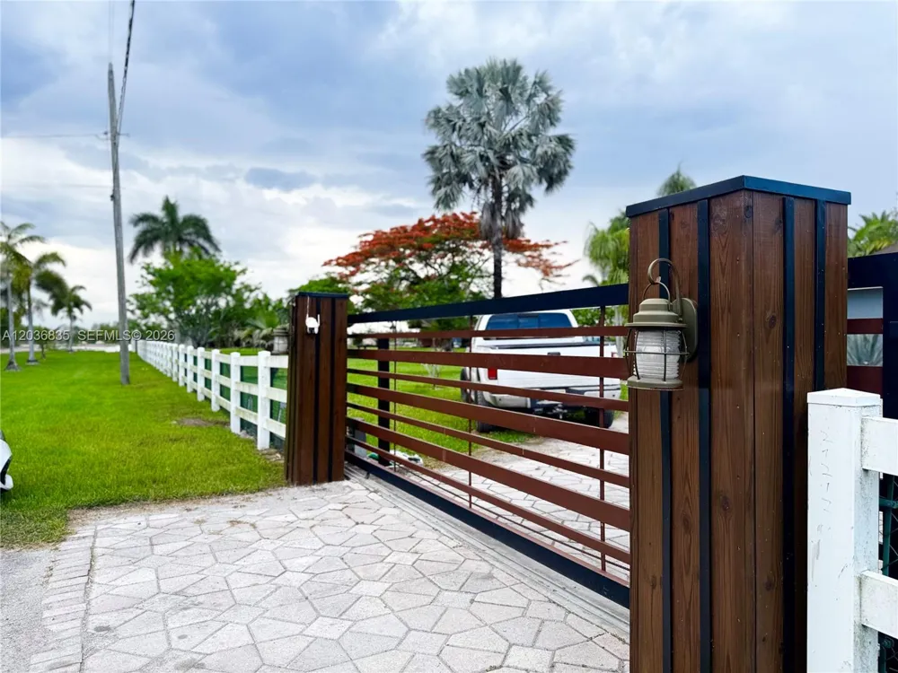 21217 SW 160 ST Miami, FL 33187