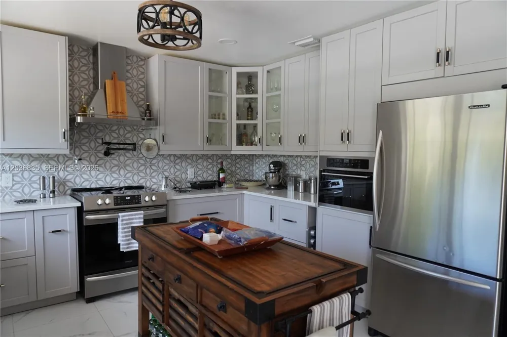 21217 SW 160 ST Miami, FL 33187