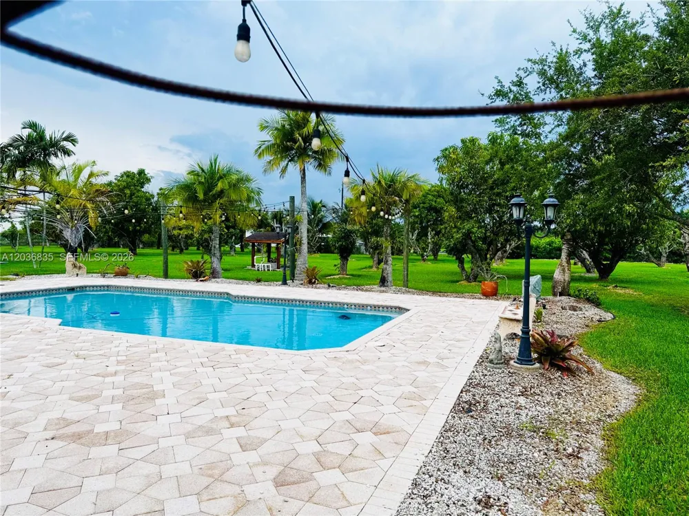 21217 SW 160 ST Miami, FL 33187