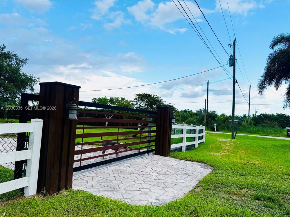 21217 SW 160 ST Miami, FL 33187