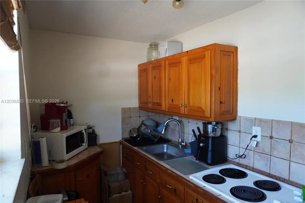 21217 SW 160 ST Miami, FL 33187