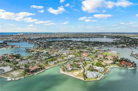 1650 Heights Court