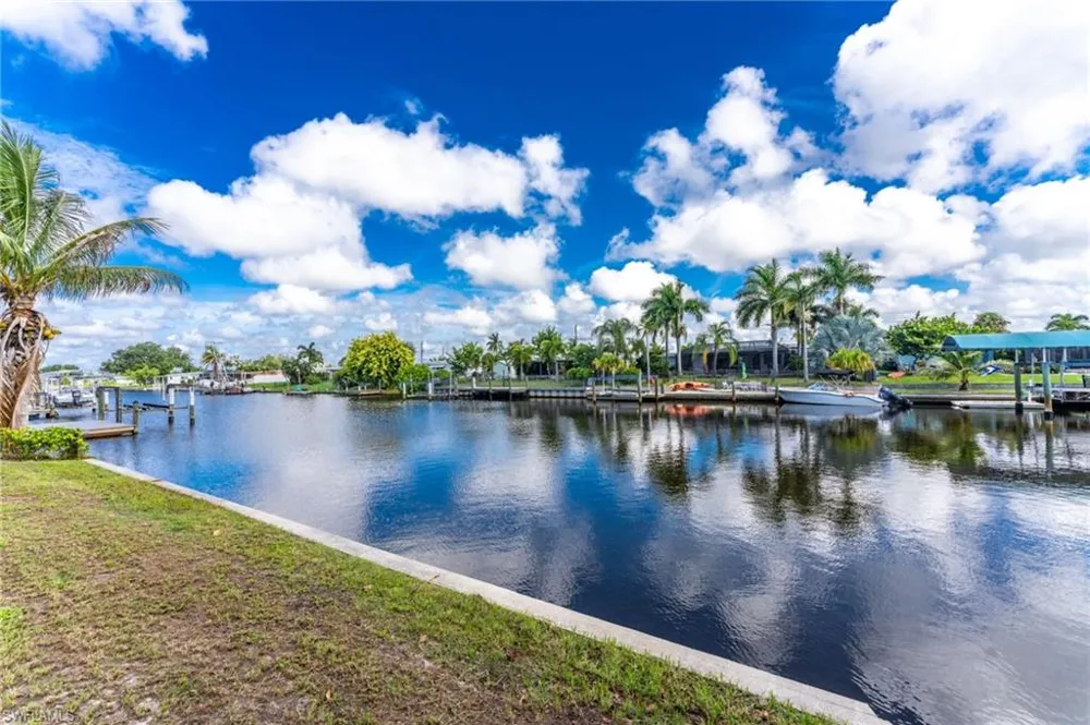 433 notson Terrace Port Charlotte, FL 33952