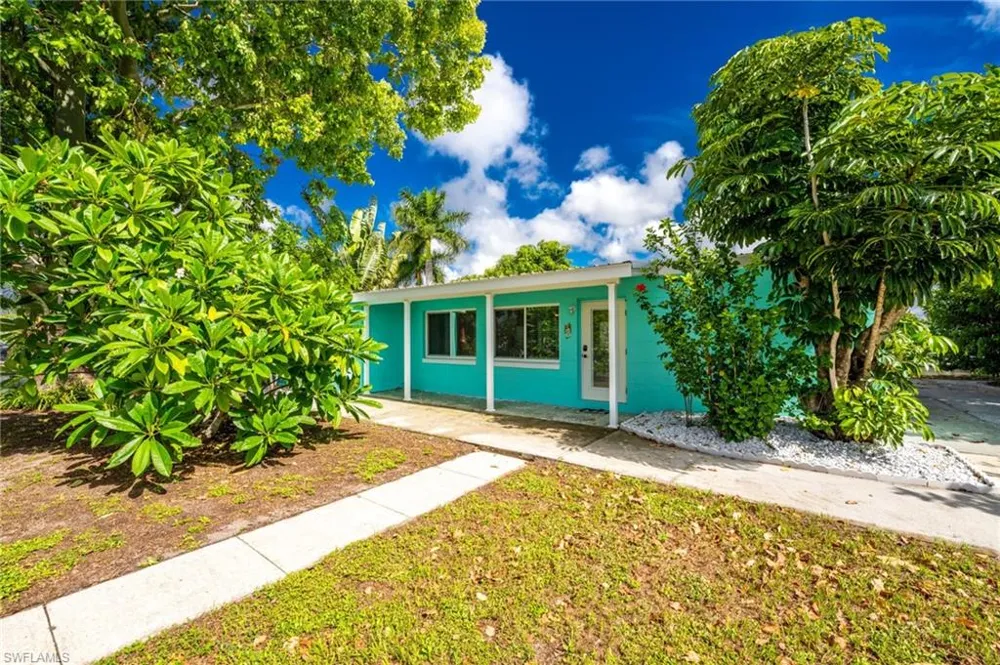 433 notson Terrace Port Charlotte, FL 33952