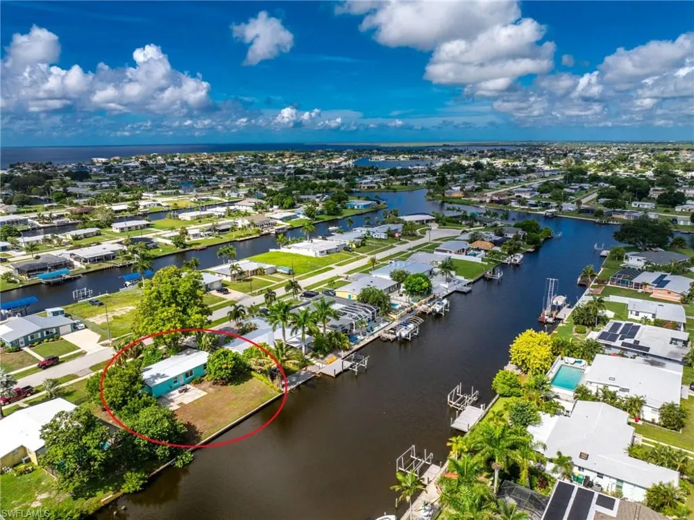 433 notson Terrace Port Charlotte, FL 33952