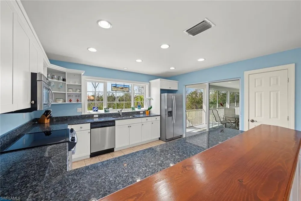 4534 Bowen Bayou Road Sanibel, FL 33957