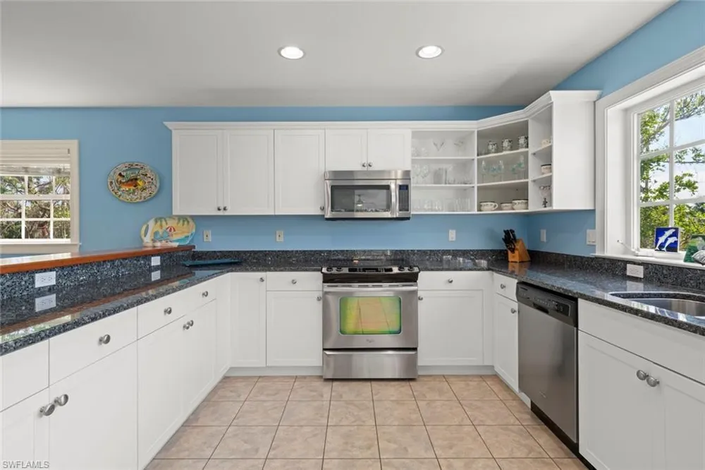 4534 Bowen Bayou Road Sanibel, FL 33957