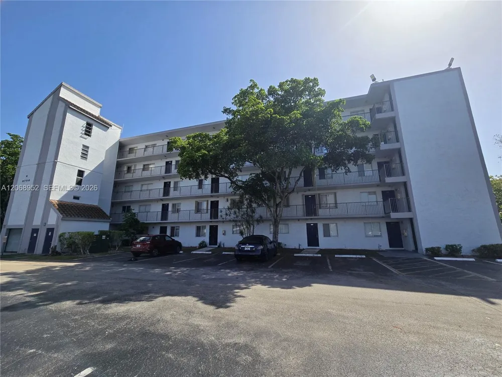 8700 Sherman Cir #108 Miramar, FL 33025