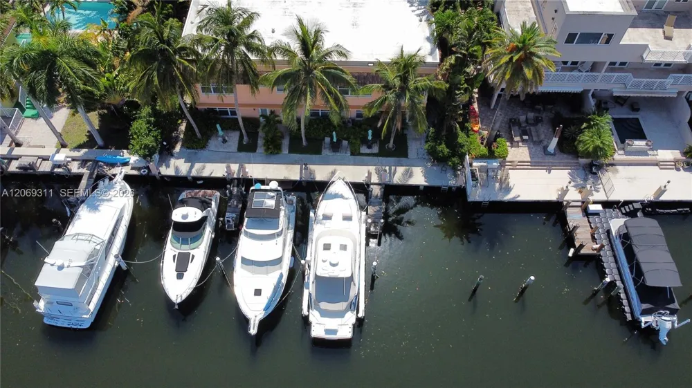 65 Hendricks Isle Fort Lauderdale, FL 33301