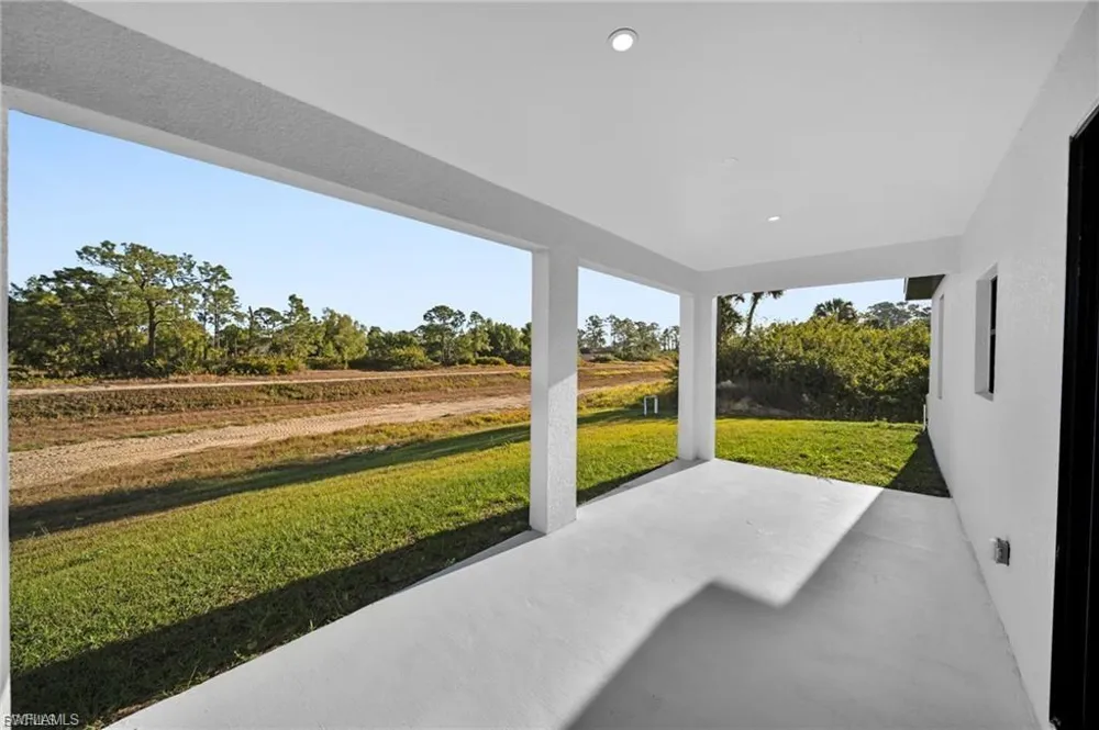 2106 W 18th Street Lehigh Acres, FL 33972